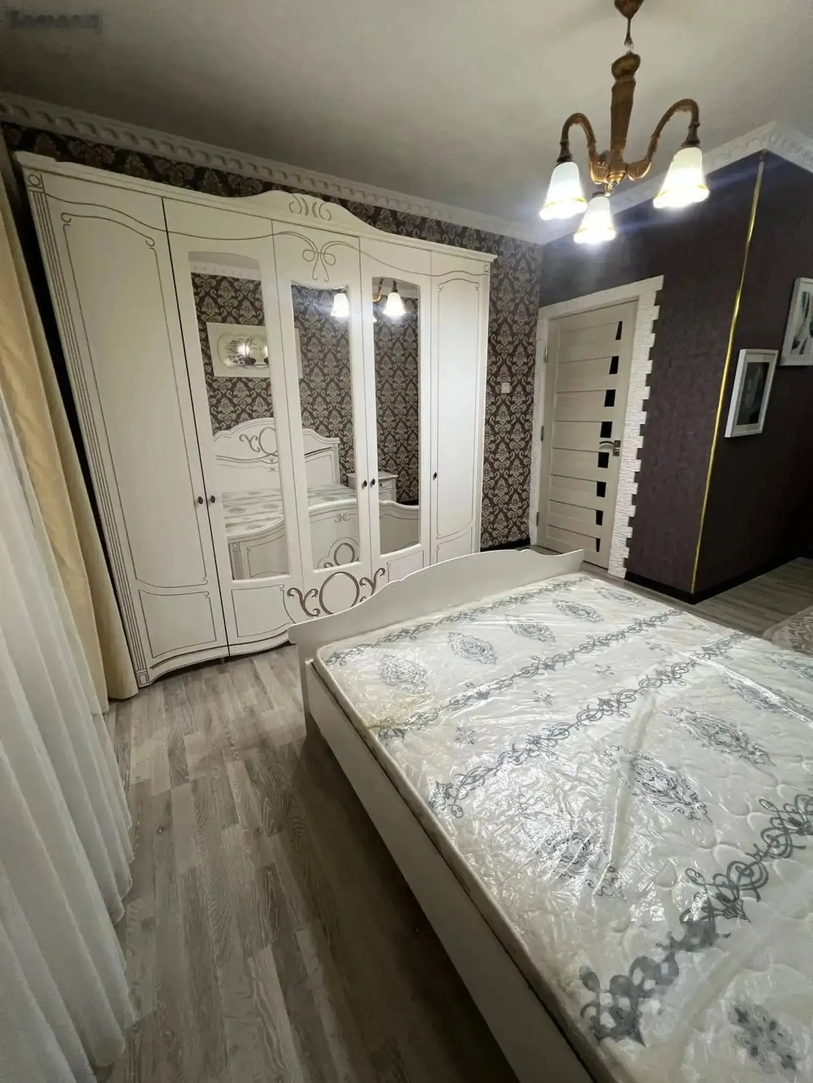 2-комн. квартира, 4 этаж, 60м², 92мкр — миниатюра 1