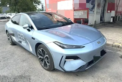Geely Galaxy E8, 2025