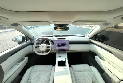 Zeekr 7X, 2025