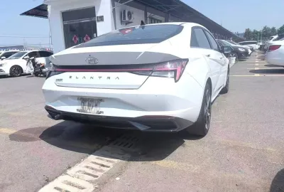 Hyundai Elantra, 2021