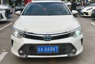 Toyota Camry, 2016