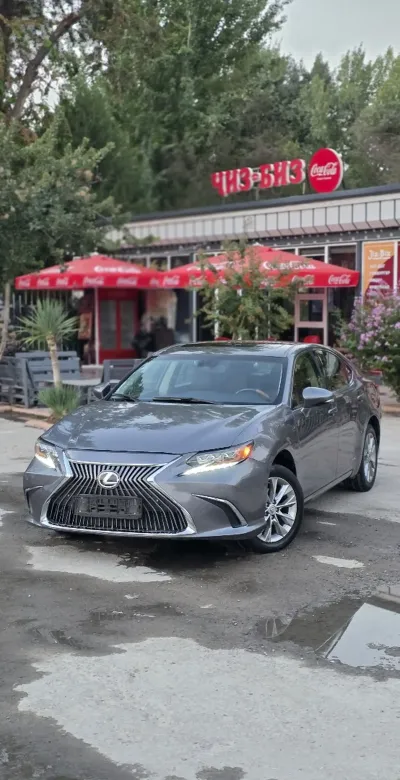 Lexus ES series, 2014