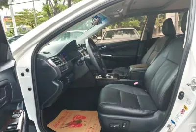 Toyota Camry, 2016