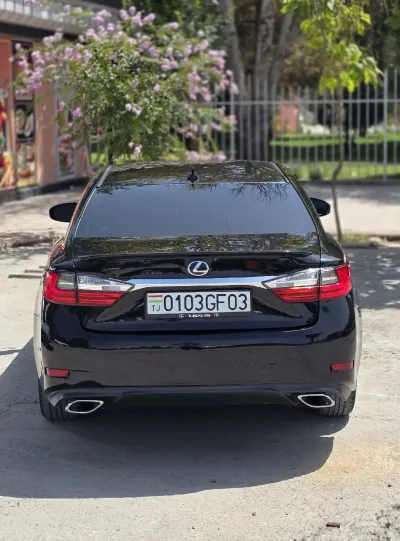 Lexus ES series, 2014