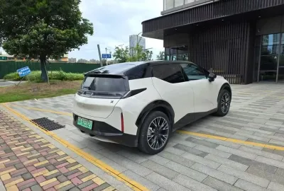 Zeekr X, 2026 на заказ