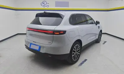 Leapmotor B10, 2025