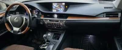 Lexus ES series, 2014