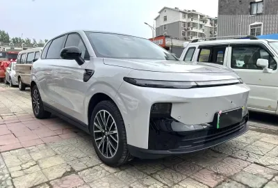 Leapmotor B10, 2025
