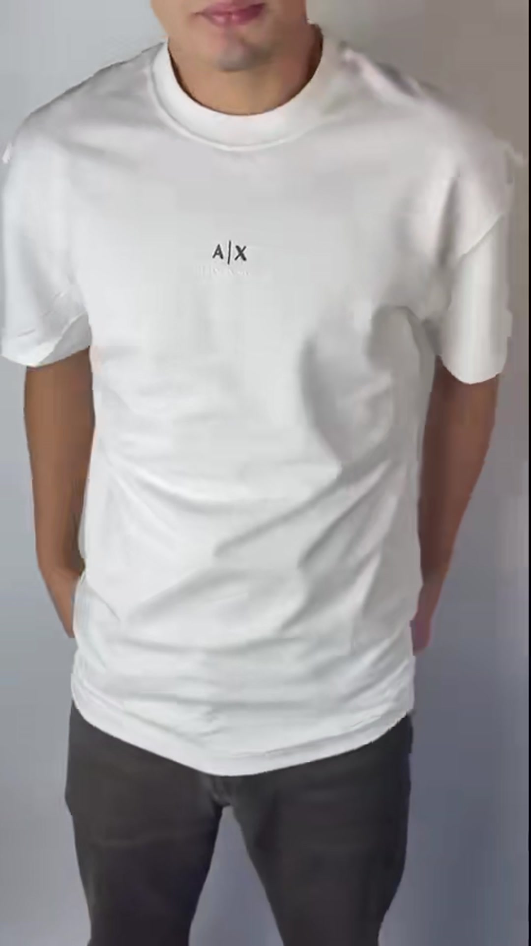 Футболка от ARMANI EXCHANGE 
Премиум качество
Размеры S M L XL XXL
Доставка в Душанбе бесплатно