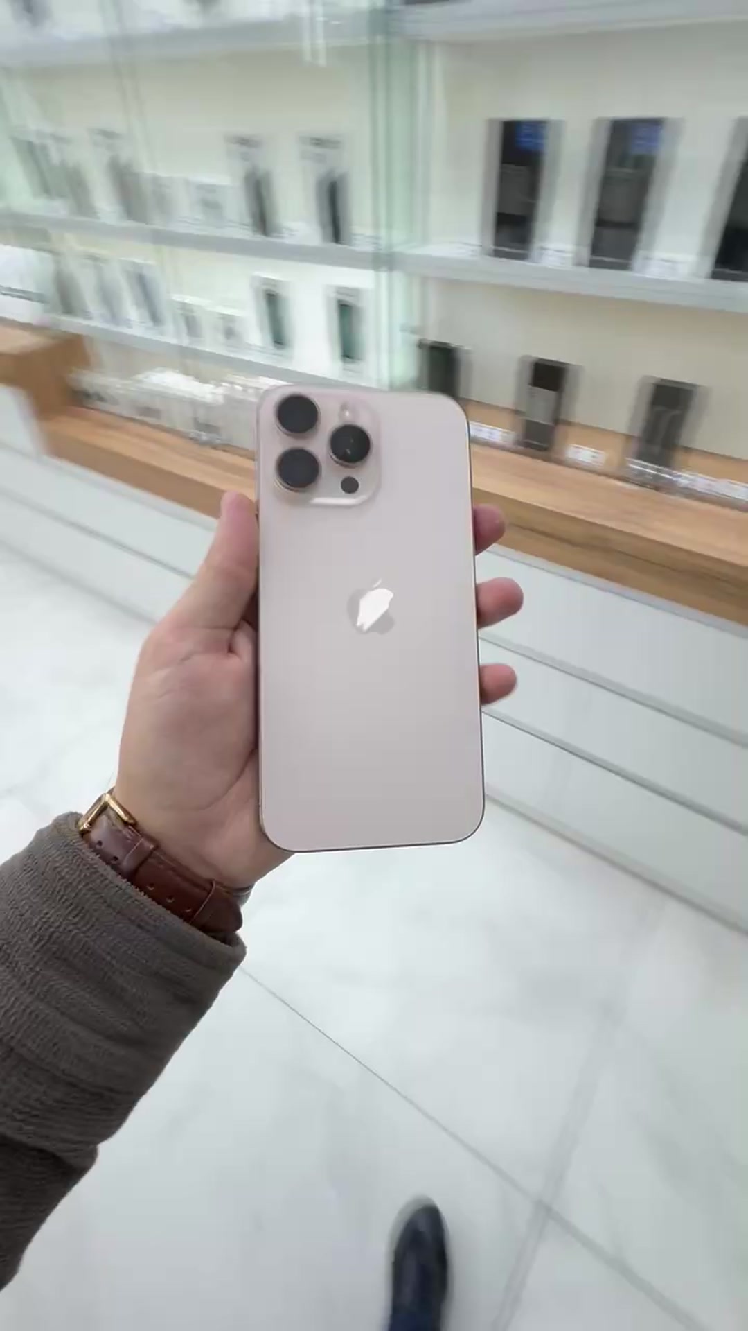 iPhone 16 pro max